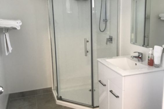 Family Double Room - bathroom